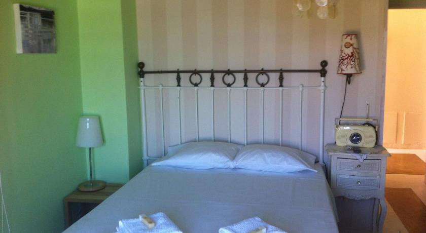 Elafonisos Elaion Hotell Rom bilde